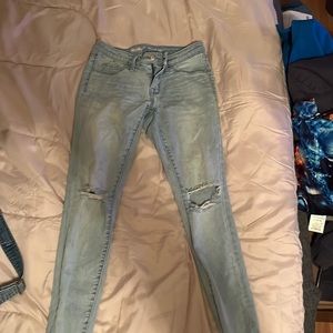 Mossimo ripped denim jeggings sz 2/26